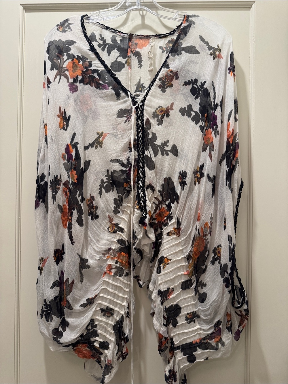 Women's White Floral Tie-Front Tunic with Black Trim and Beads